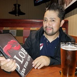 Meet your Posher, Cesar